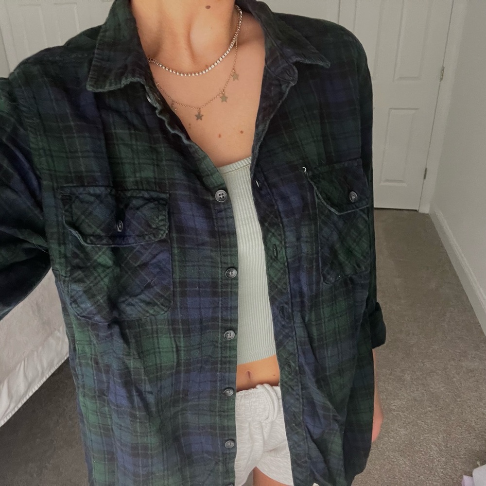 PLAID BUTTON UP LONG SLEEVE SHIRT